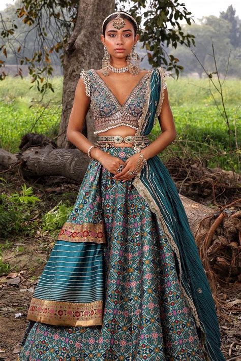 design blouse for lehenga